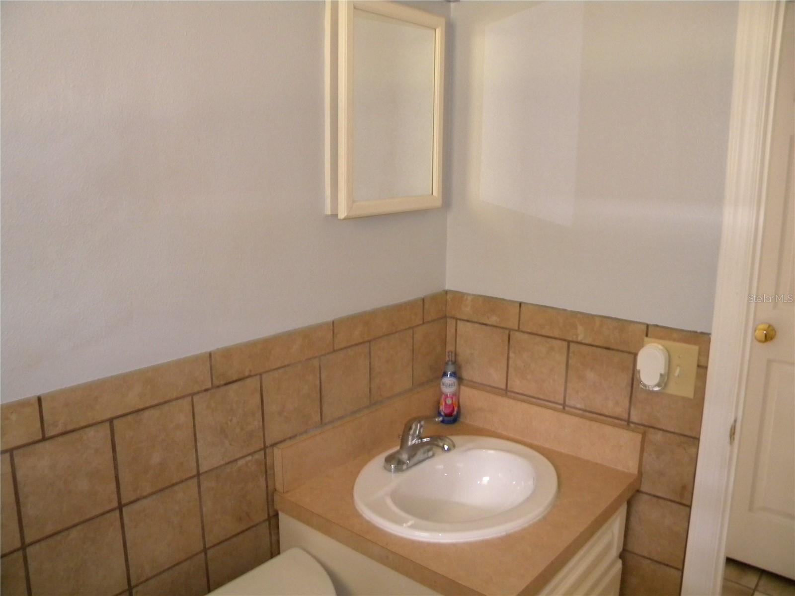 PINECASTLE PARK - Residential Lease