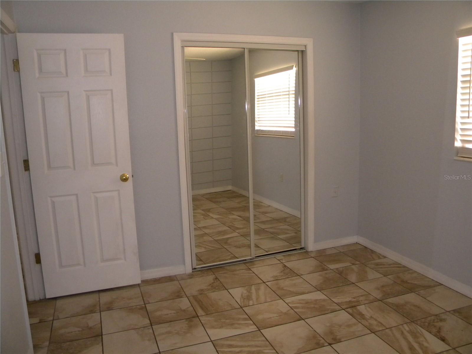 PINECASTLE PARK - Residential Lease