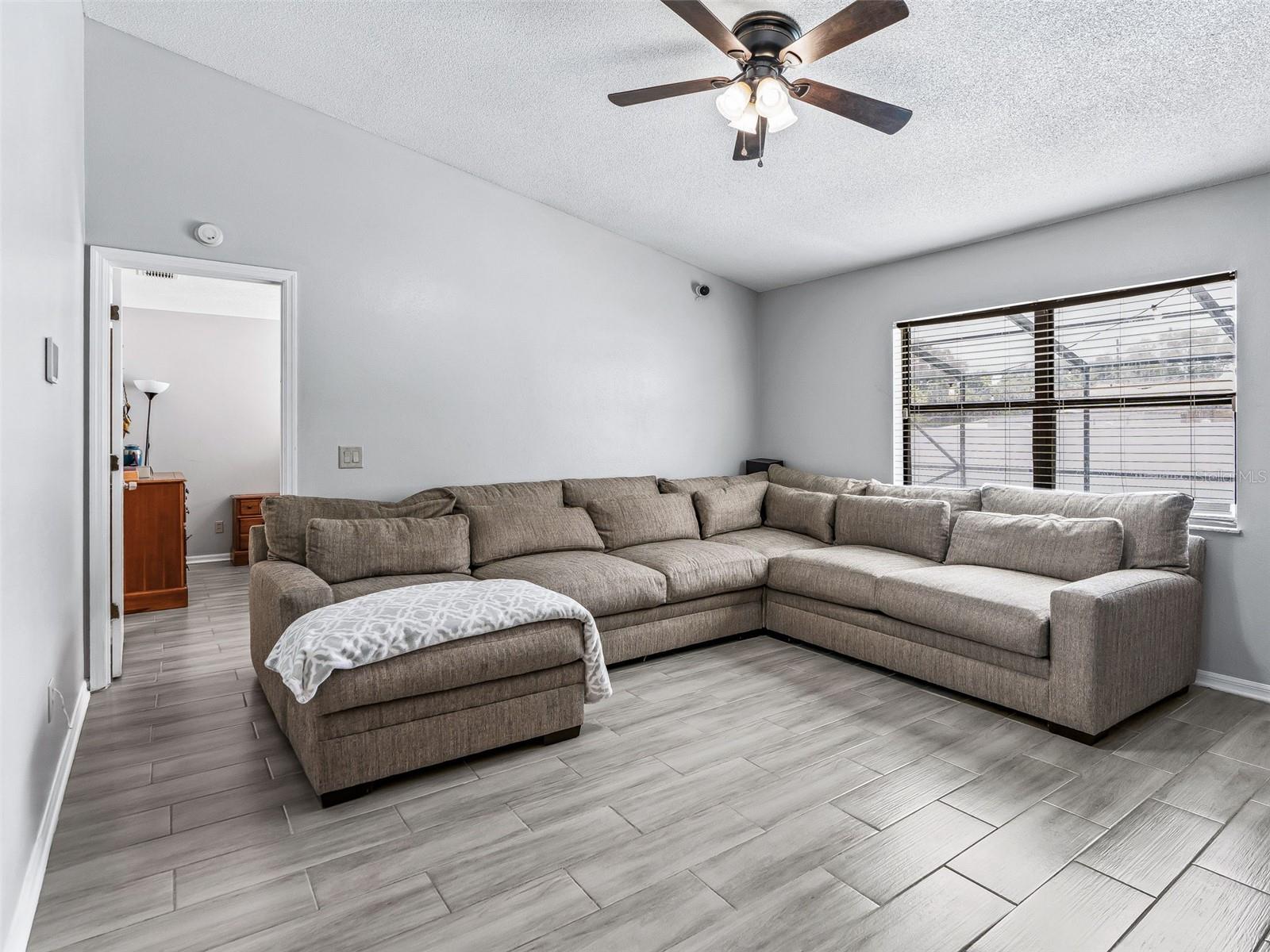 INVERNESS HIGHLANDS SOUTH - Residential