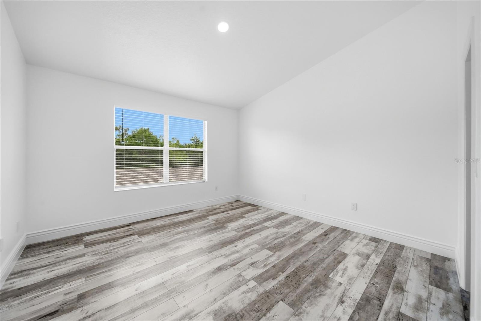 LAKES/WINDERMERE-LK REAMS TWNH - Residential