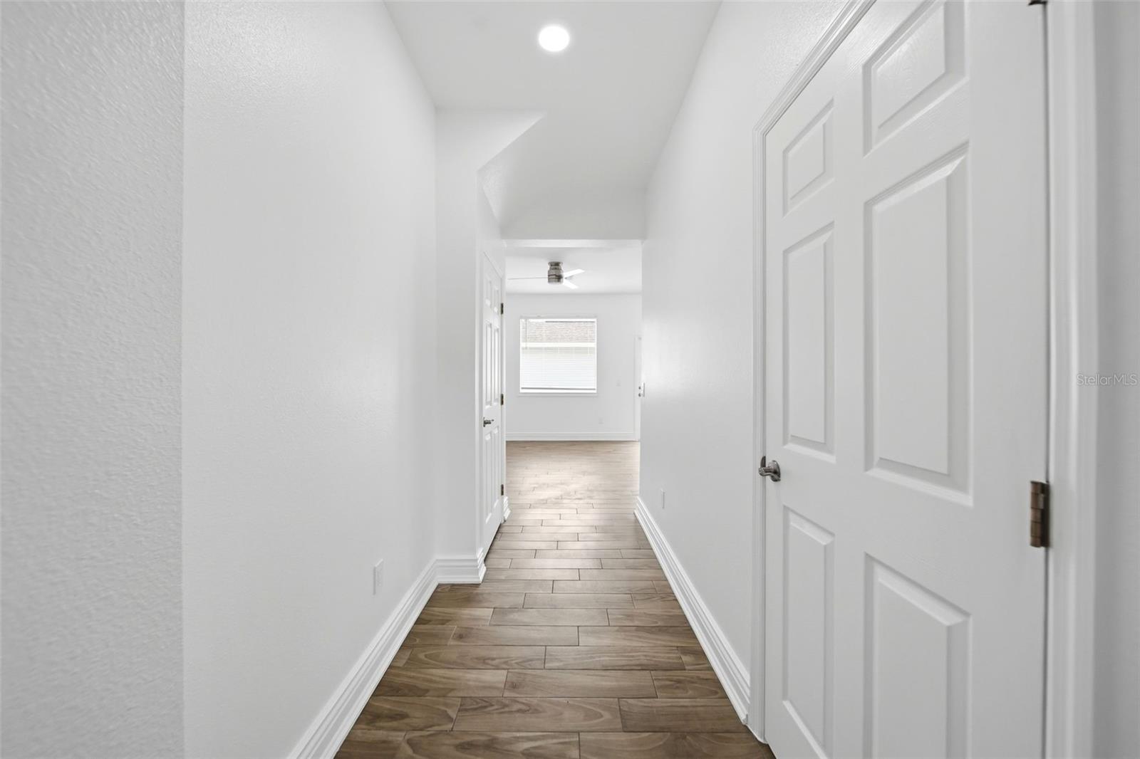 LAKES/WINDERMERE-LK REAMS TWNH - Residential