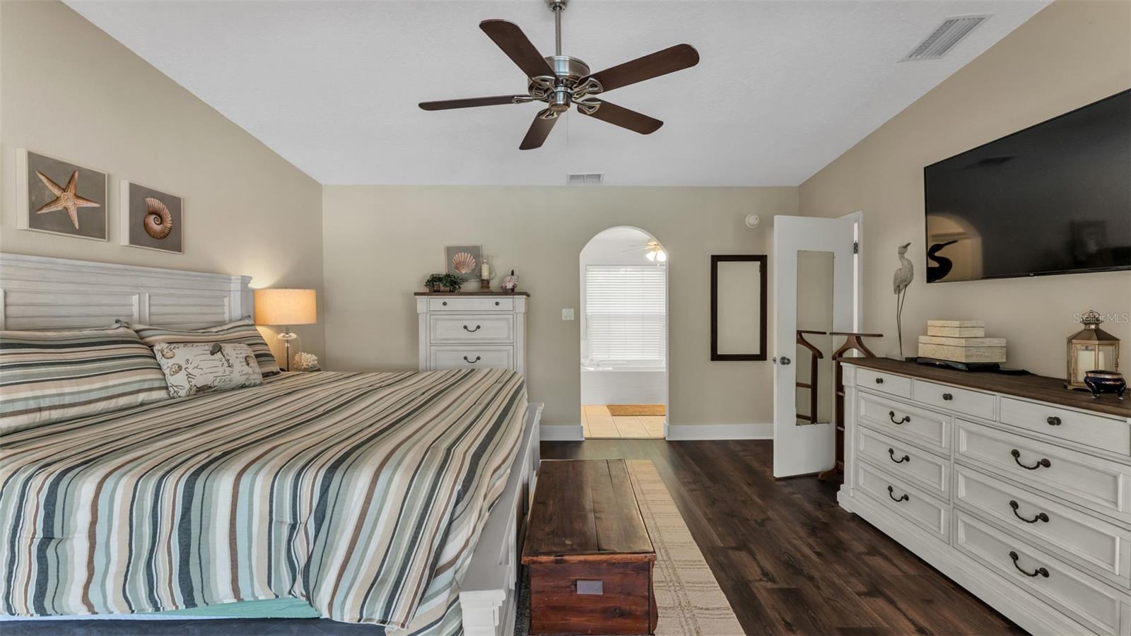 LAKE WHISTLER ESTATES - Residential