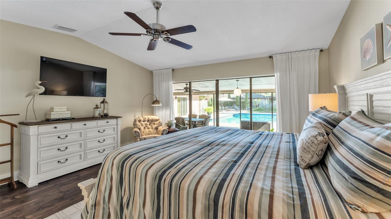 LAKE WHISTLER ESTATES - Residential