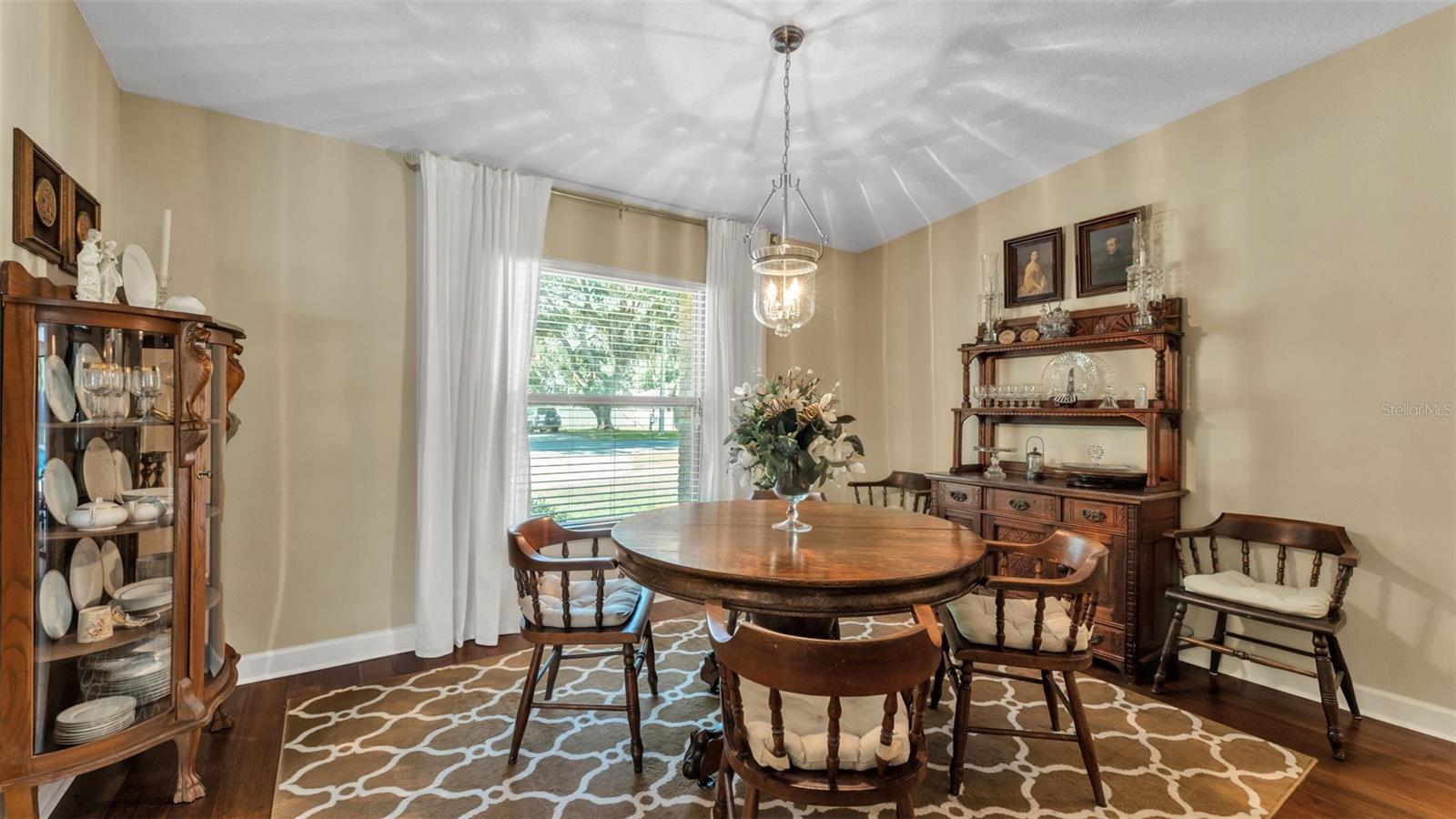 LAKE WHISTLER ESTATES - Residential