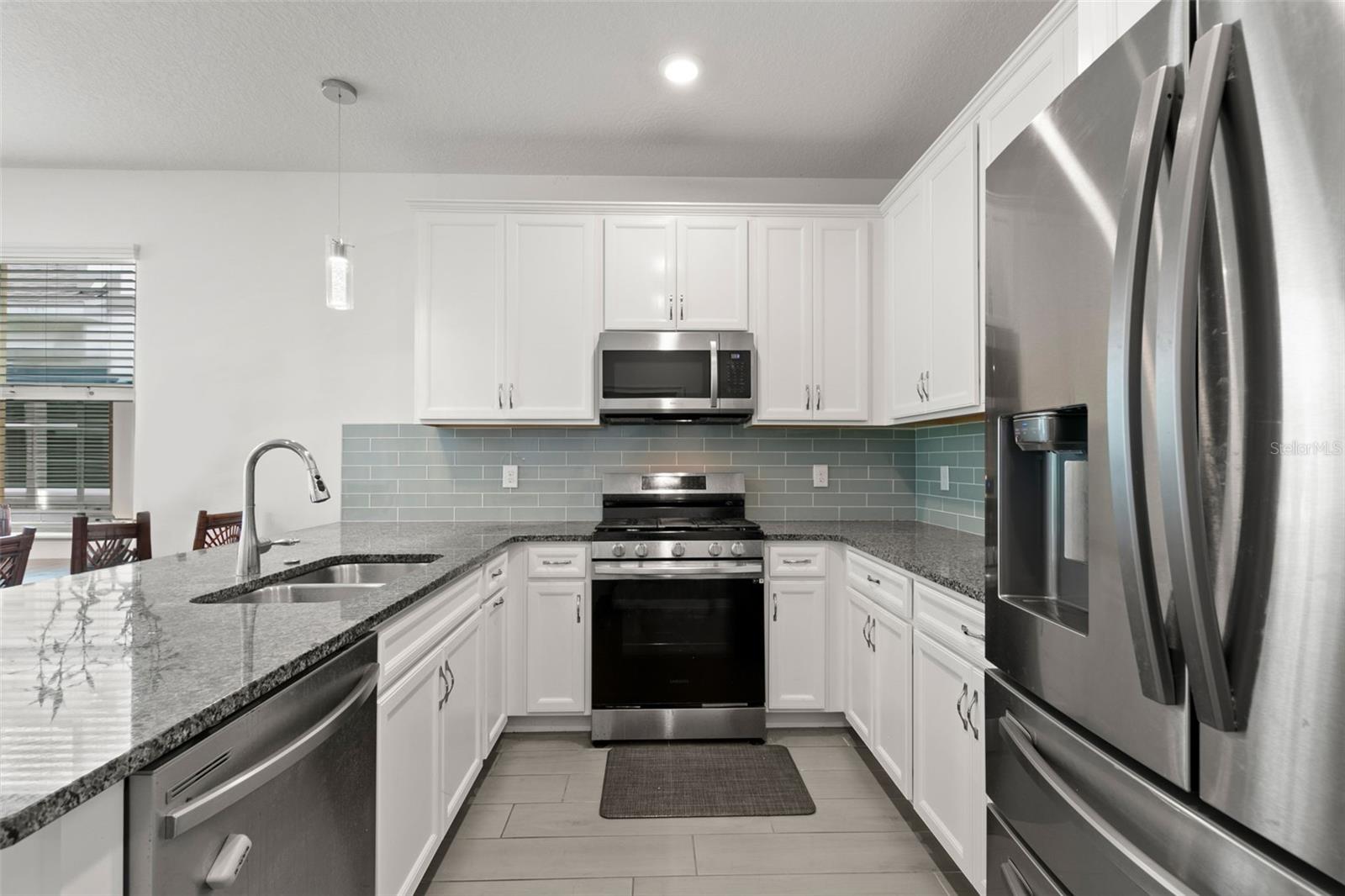 MIRABAY PRCL 8 - Residential