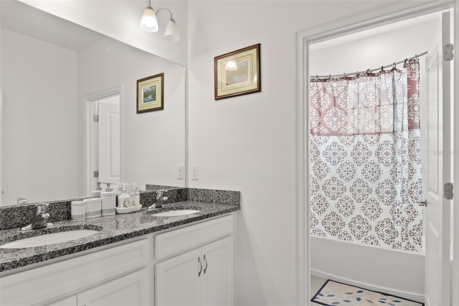 MIRABAY PRCL 8 - Residential