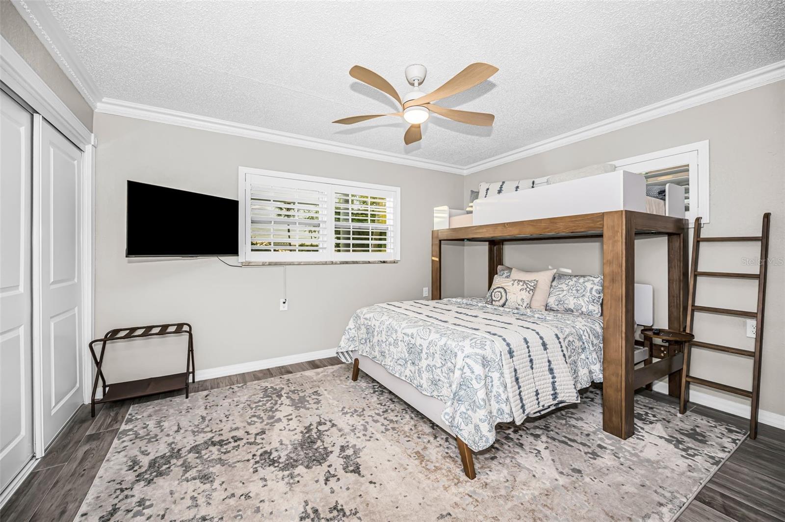 REDINGTON BEACH HOMES 5TH ADD - Residential