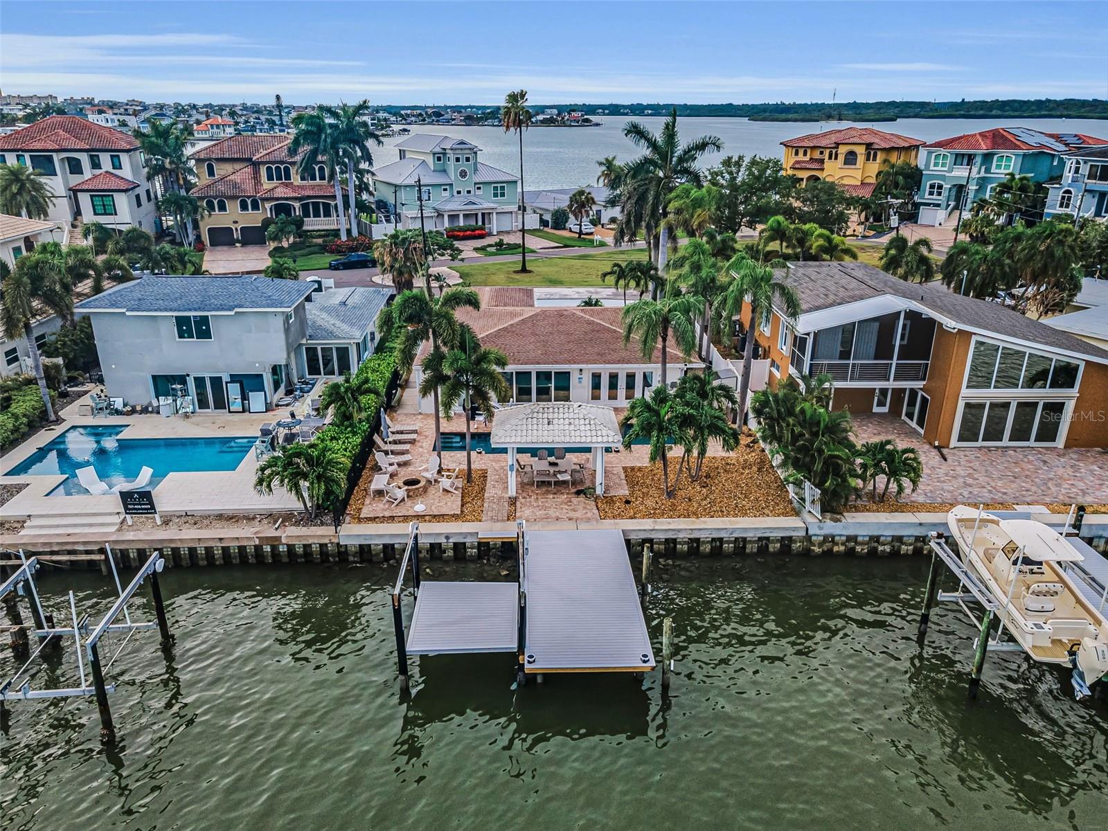 REDINGTON BEACH HOMES 5TH ADD - Residential