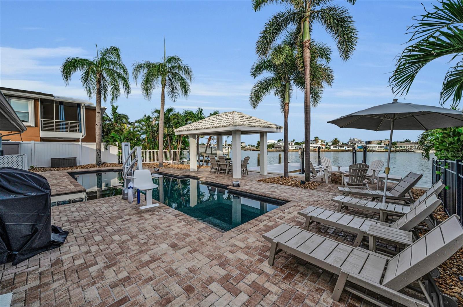 REDINGTON BEACH HOMES 5TH ADD - Residential