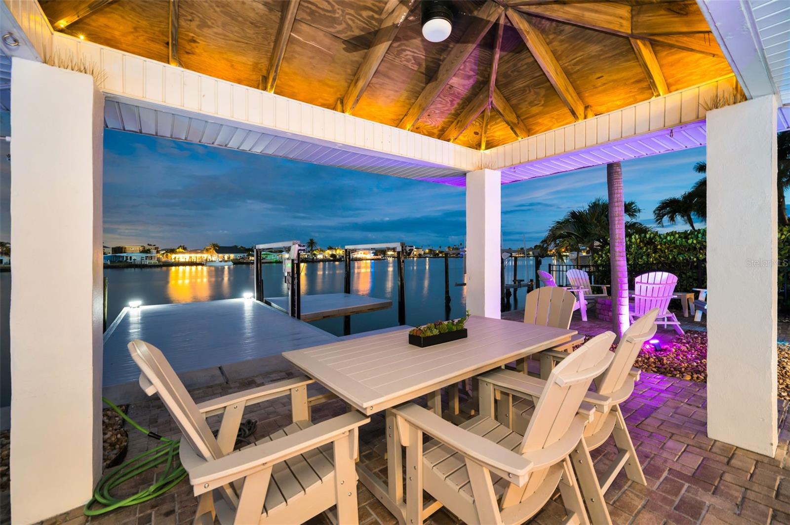 REDINGTON BEACH HOMES 5TH ADD - Residential