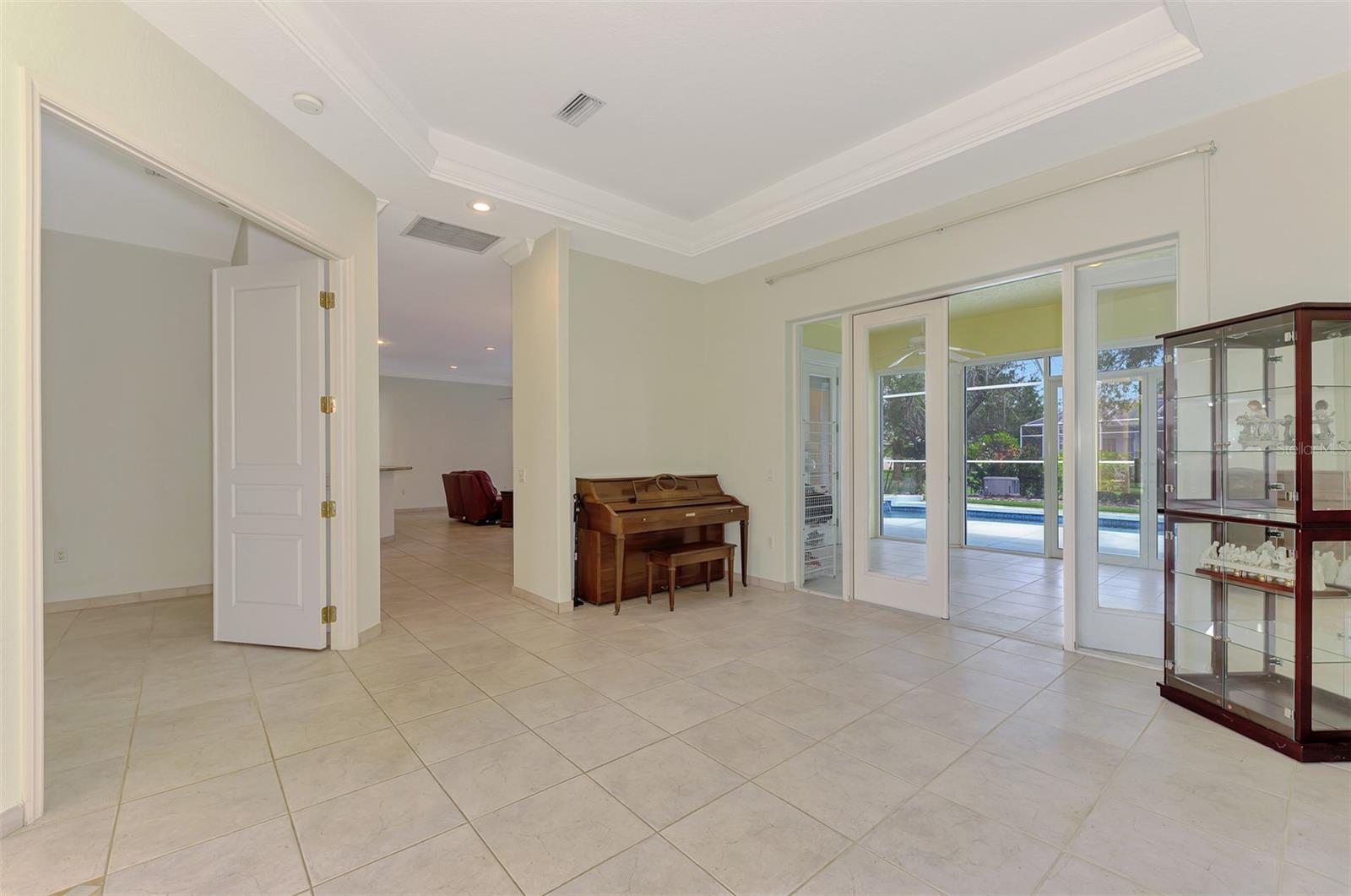 TURTLE ROCK ON PALMER RANCH - Residential