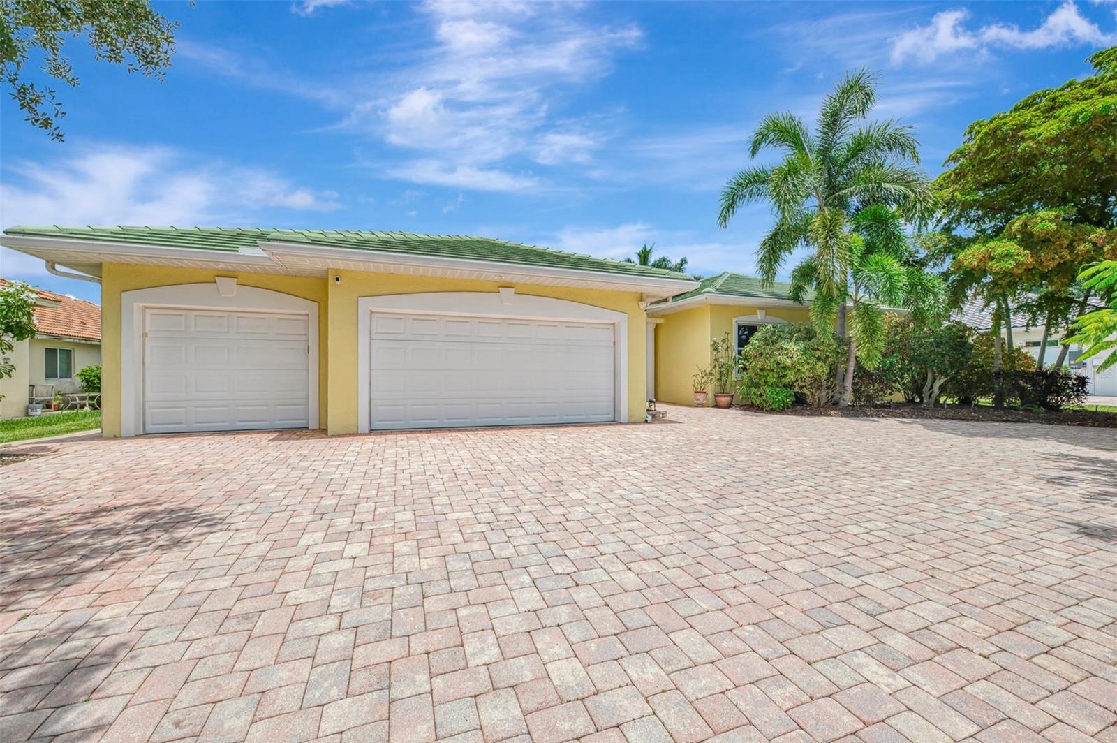 TURTLE ROCK ON PALMER RANCH - Residential