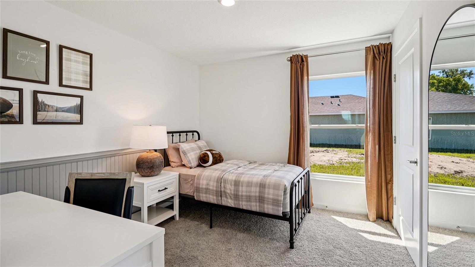 HARMONY WEST - Residential