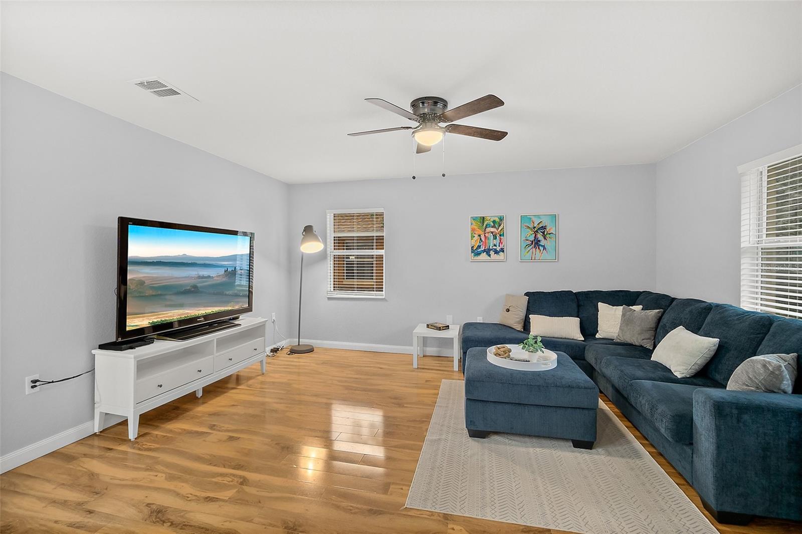 PALM POINTE I - Residential