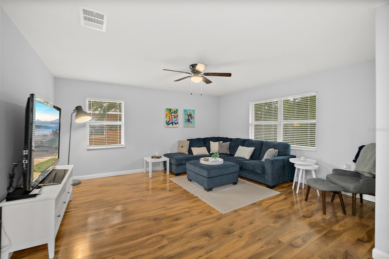PALM POINTE I - Residential