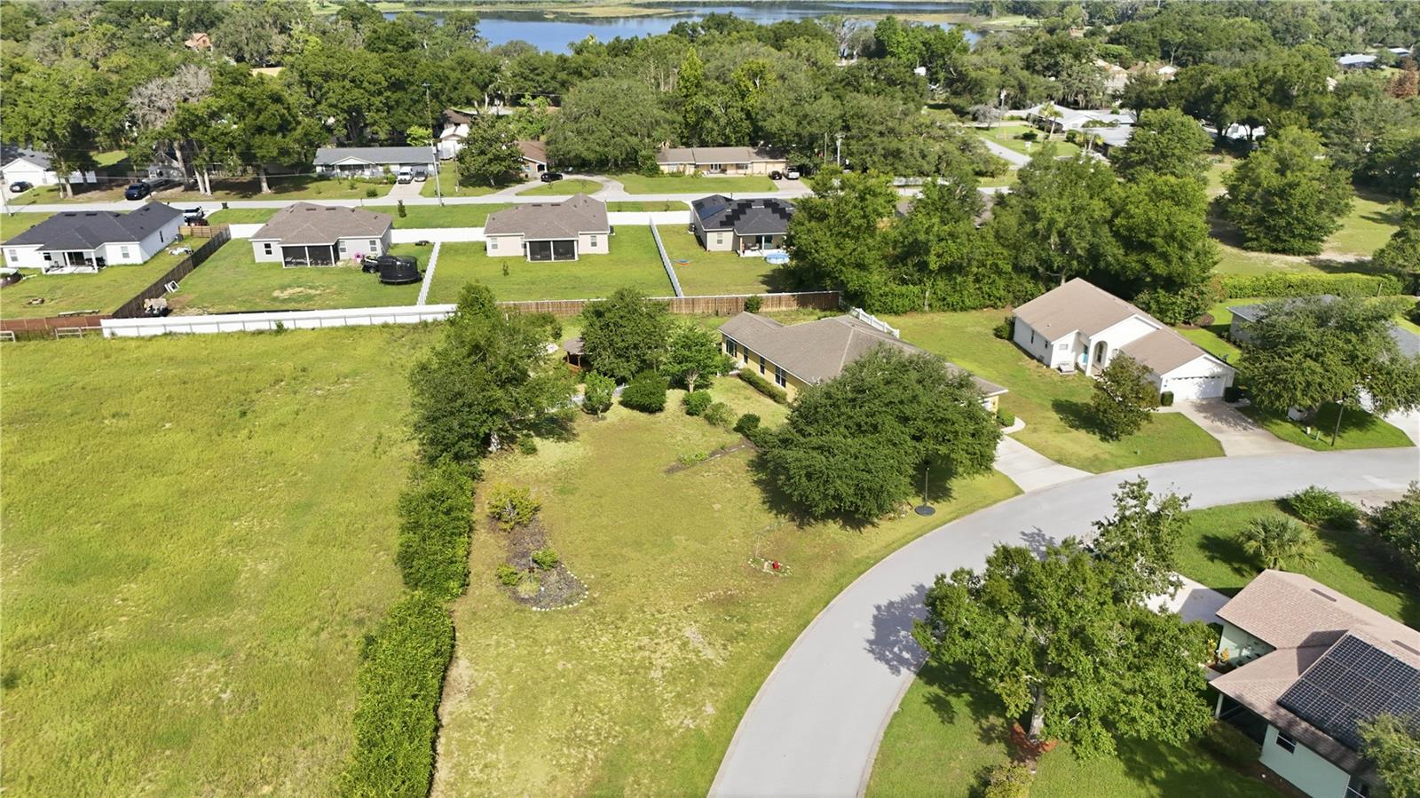 TWIN LAKES ESTATES - Residential