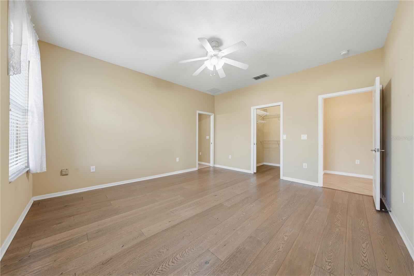 TWIN LAKES ESTATES - Residential