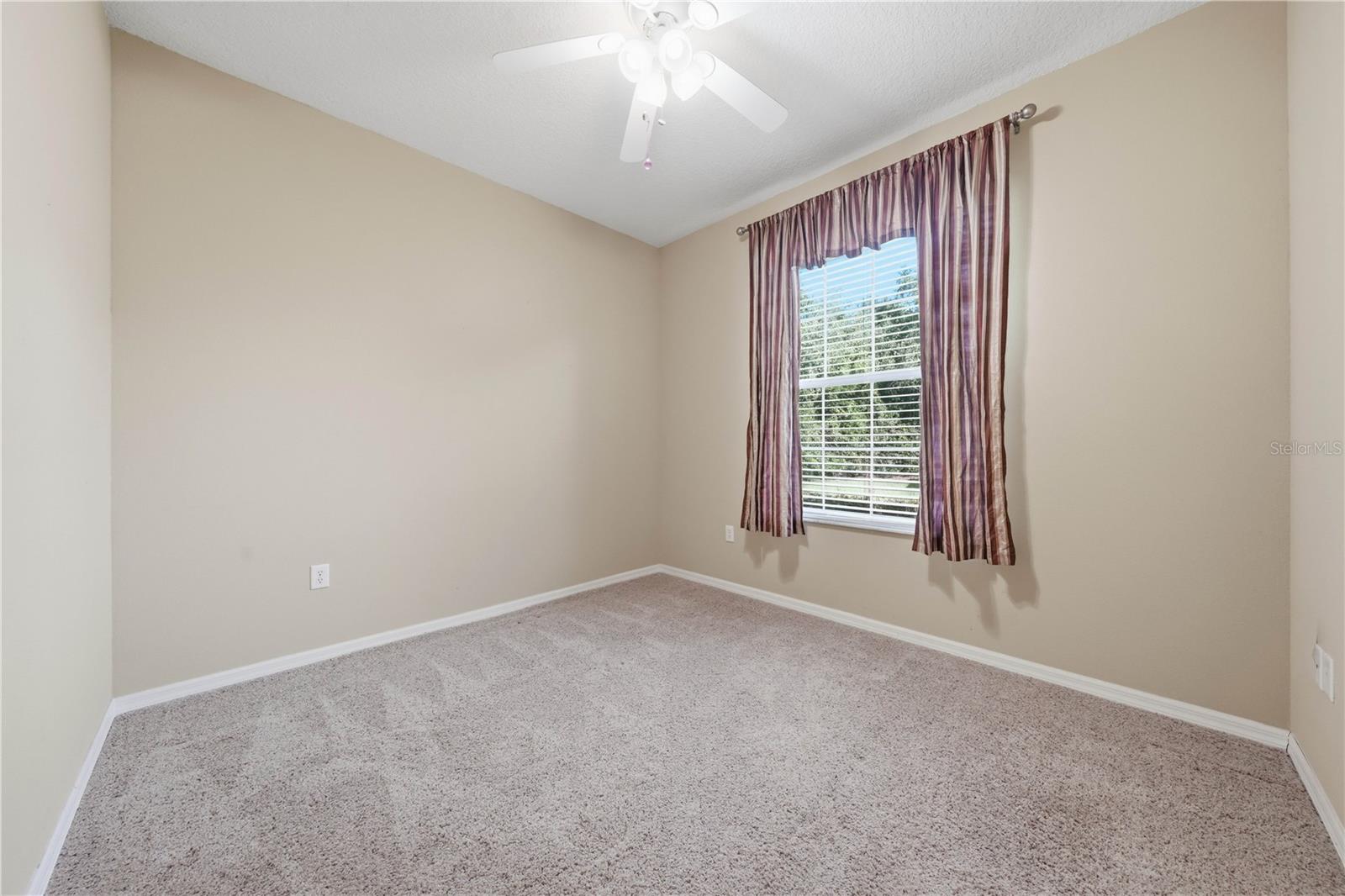 TWIN LAKES ESTATES - Residential