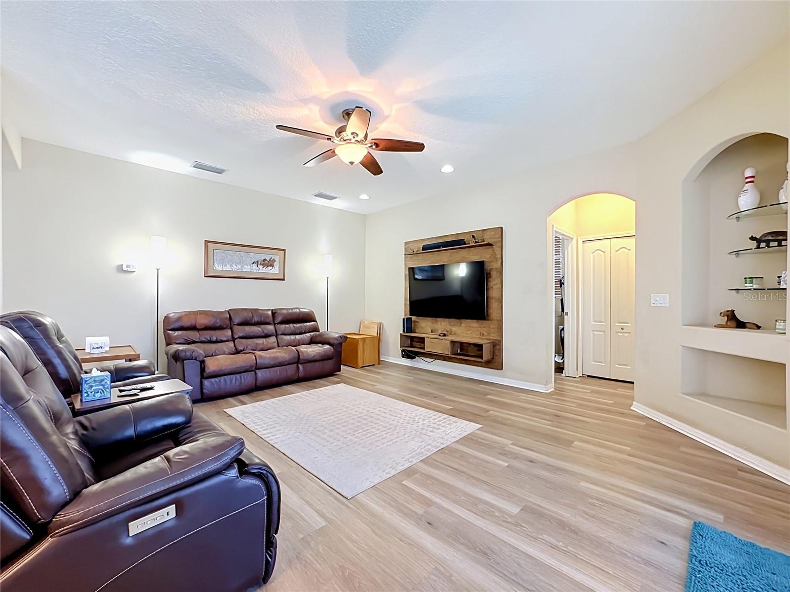 WATSON GLEN PH 1 - Residential