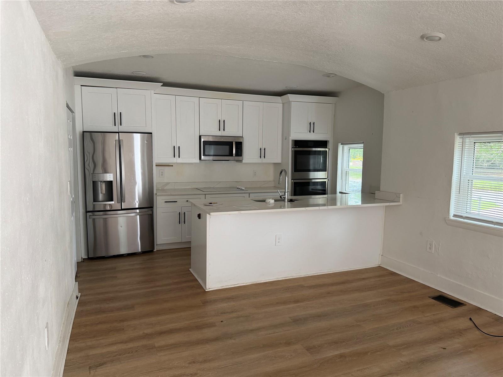 GRACELINE COURT - Residential