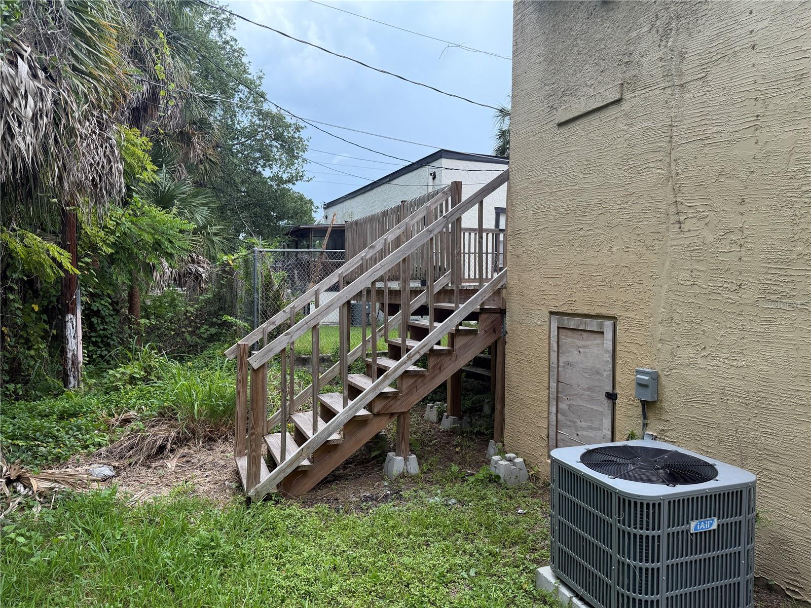 GRACELINE COURT - Residential