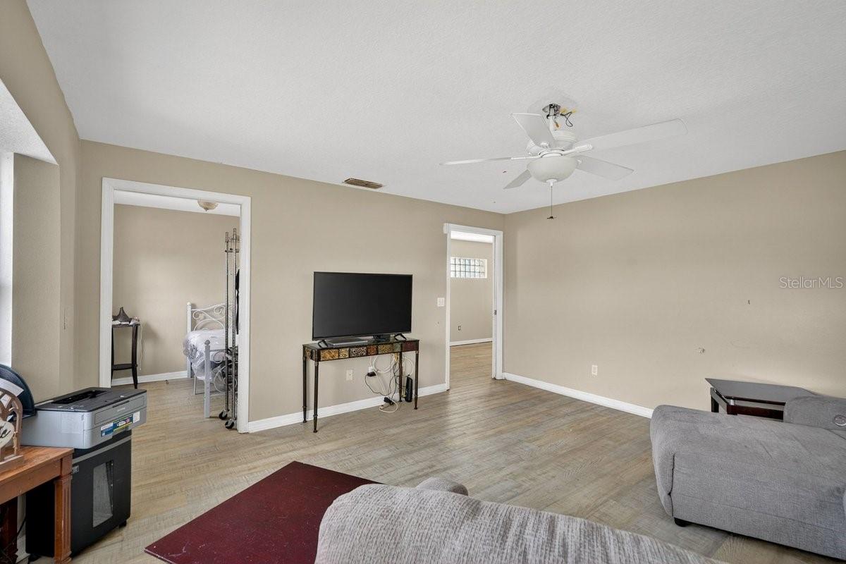INDIAN HARBOR ESTATES UNIT 04 - Residential