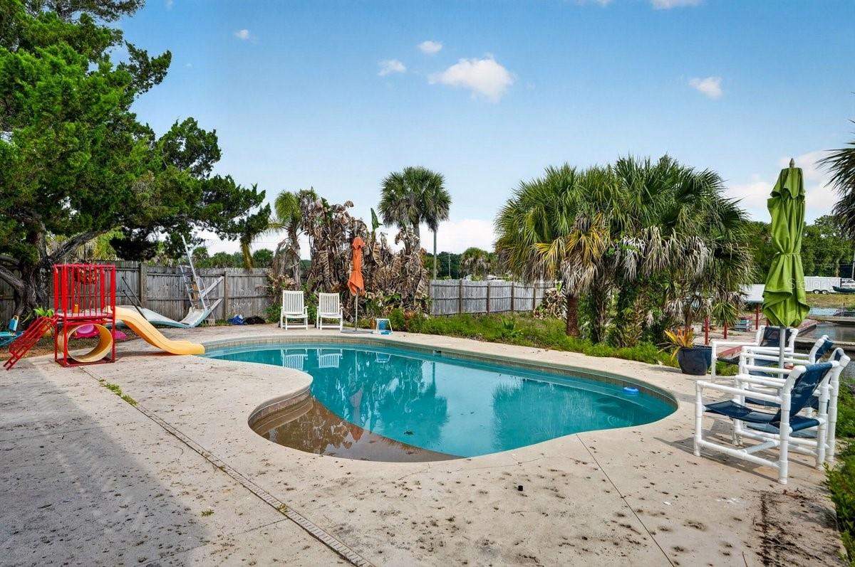 INDIAN HARBOR ESTATES UNIT 04 - Residential
