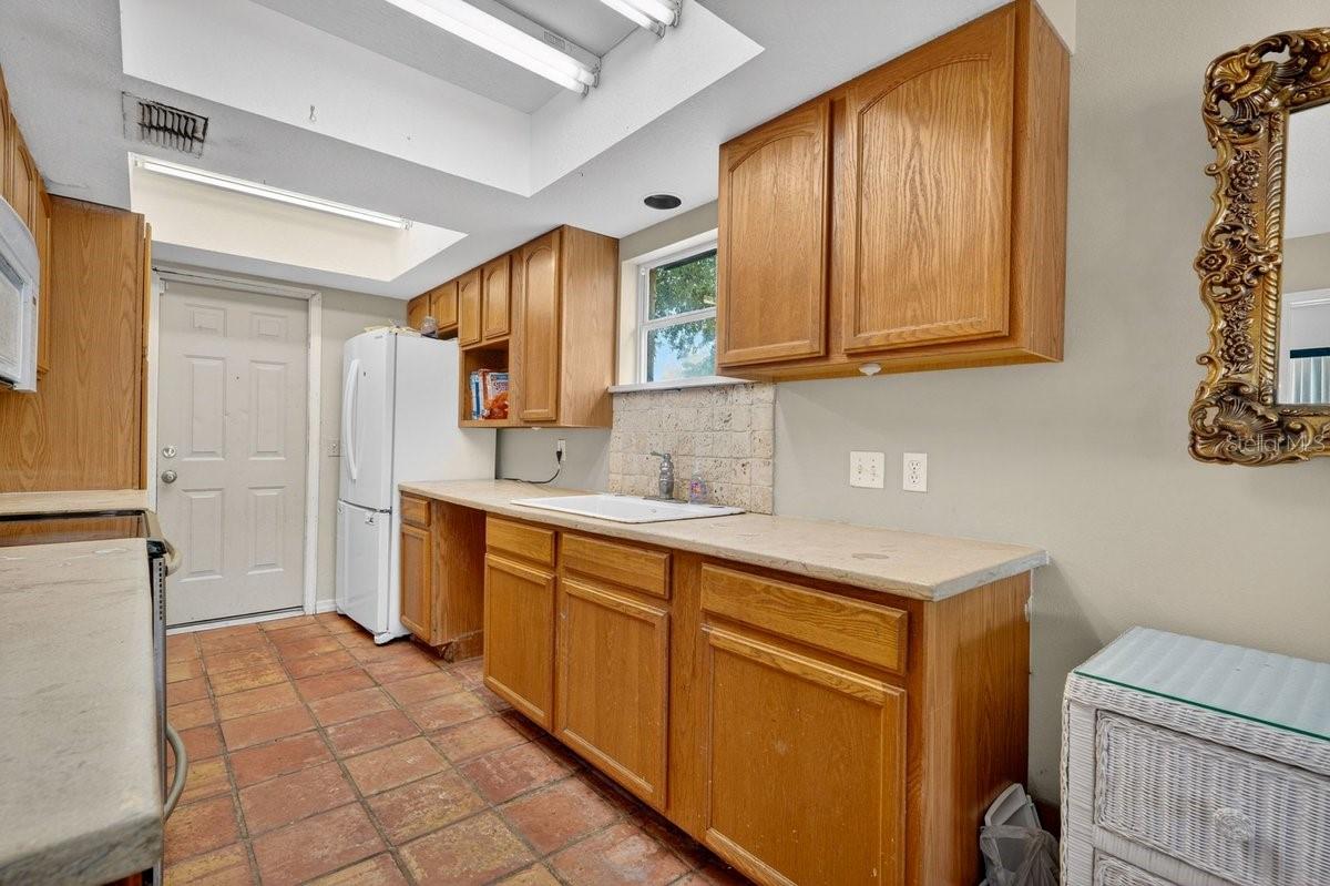 INDIAN HARBOR ESTATES UNIT 04 - Residential