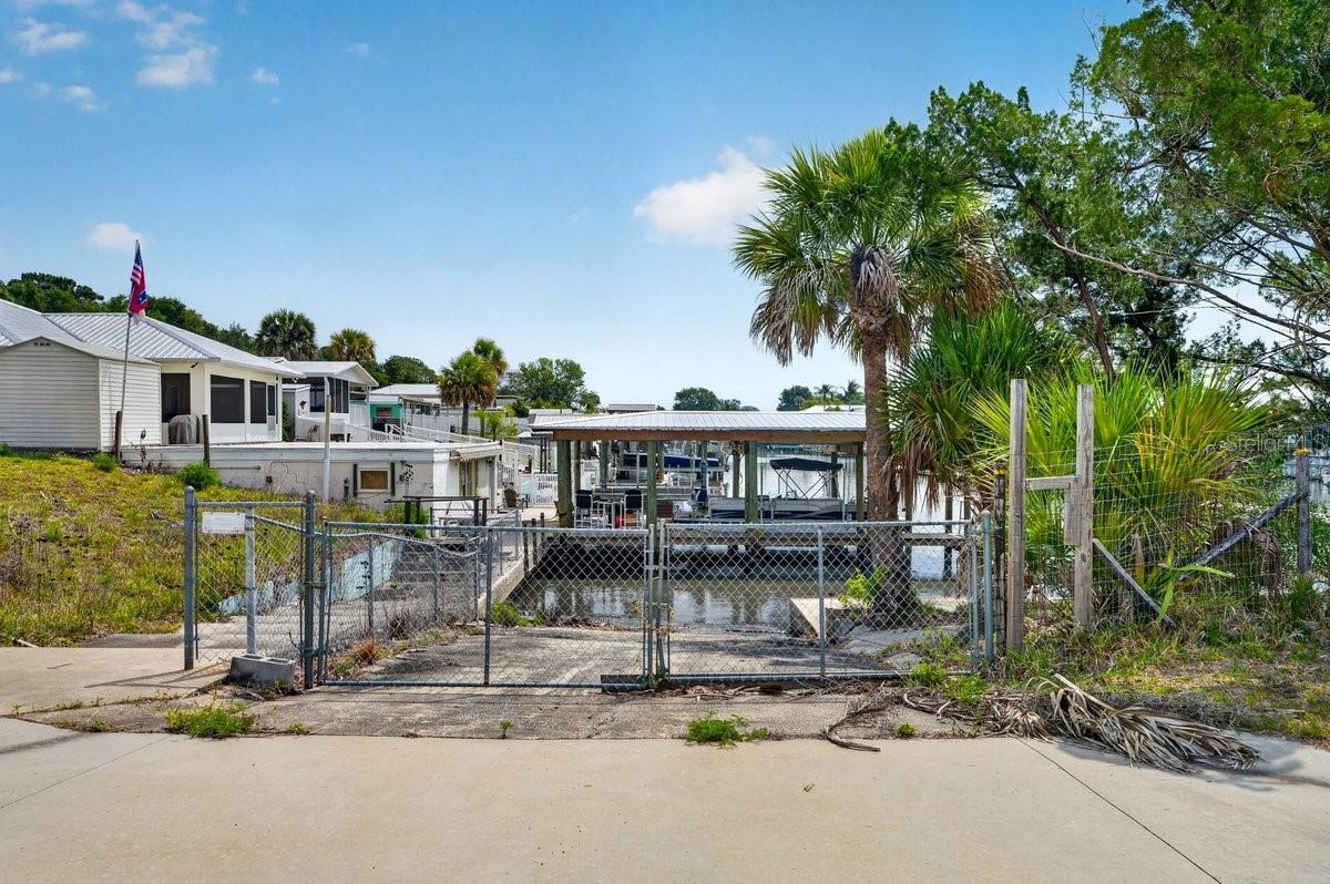 INDIAN HARBOR ESTATES UNIT 04 - Residential