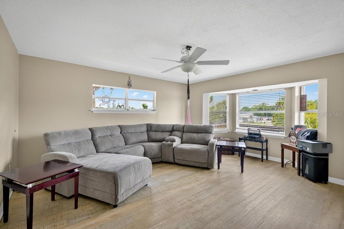 INDIAN HARBOR ESTATES UNIT 04 - Residential