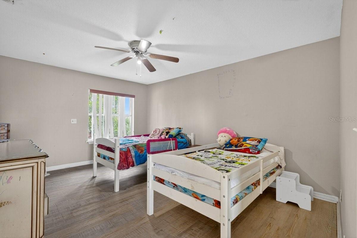INDIAN HARBOR ESTATES UNIT 04 - Residential