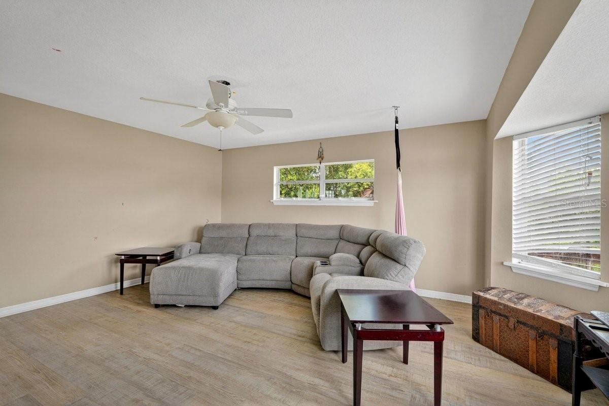 INDIAN HARBOR ESTATES UNIT 04 - Residential