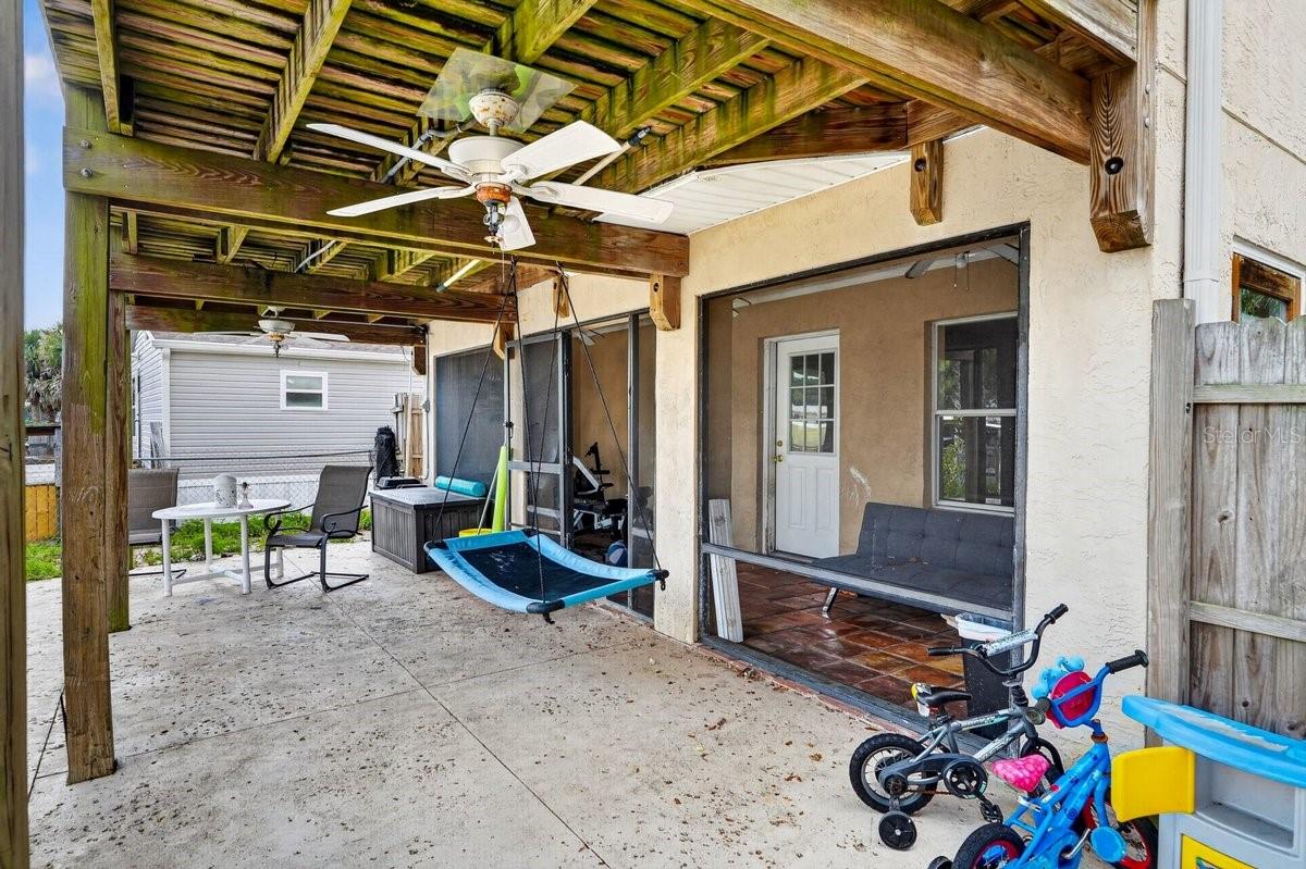 INDIAN HARBOR ESTATES UNIT 04 - Residential