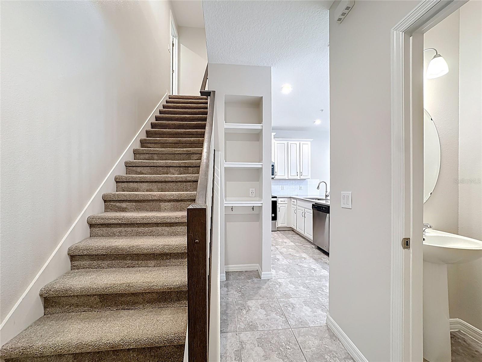 RANDAL WALK - Residential Lease