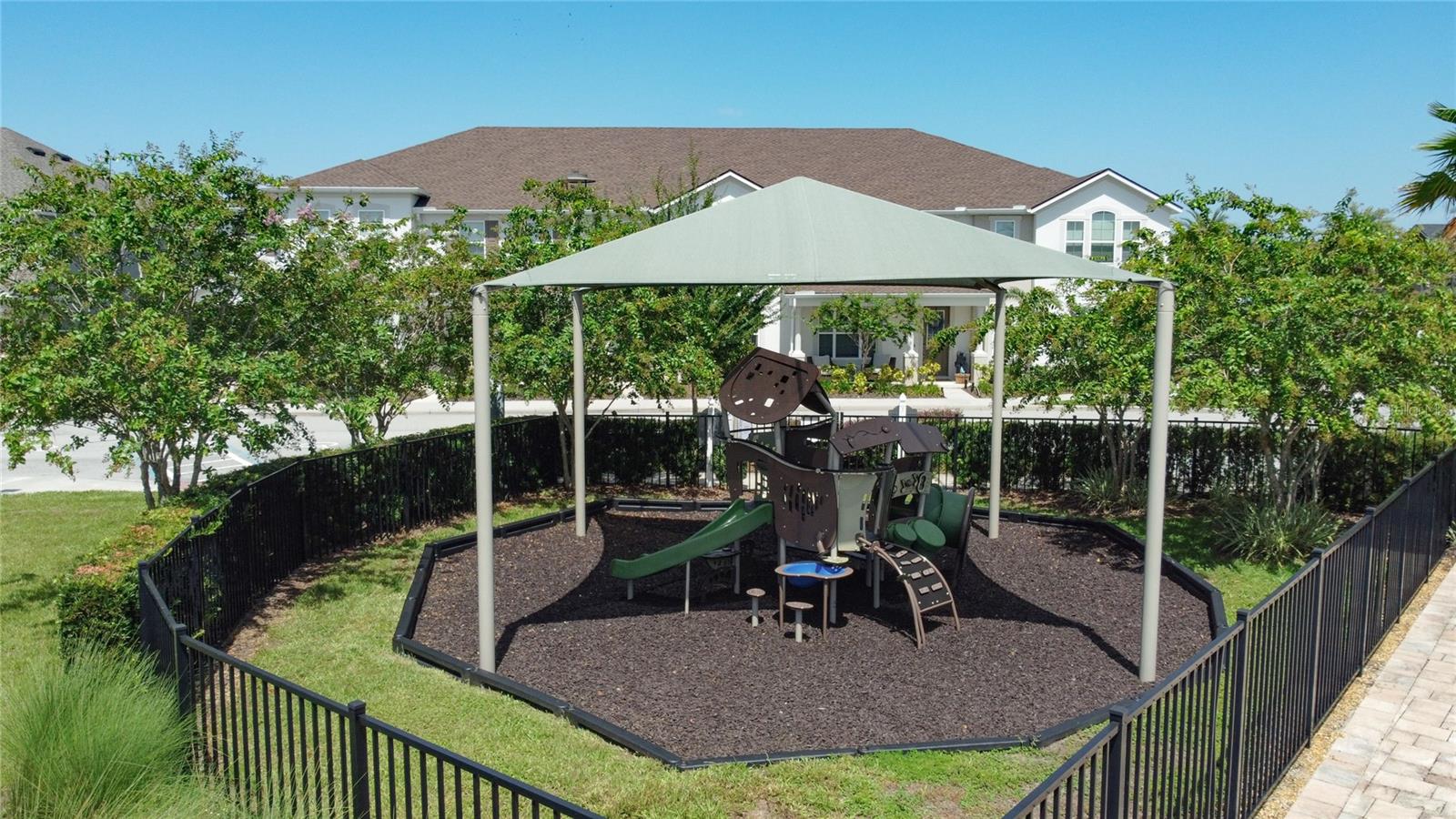 RANDAL WALK - Residential Lease