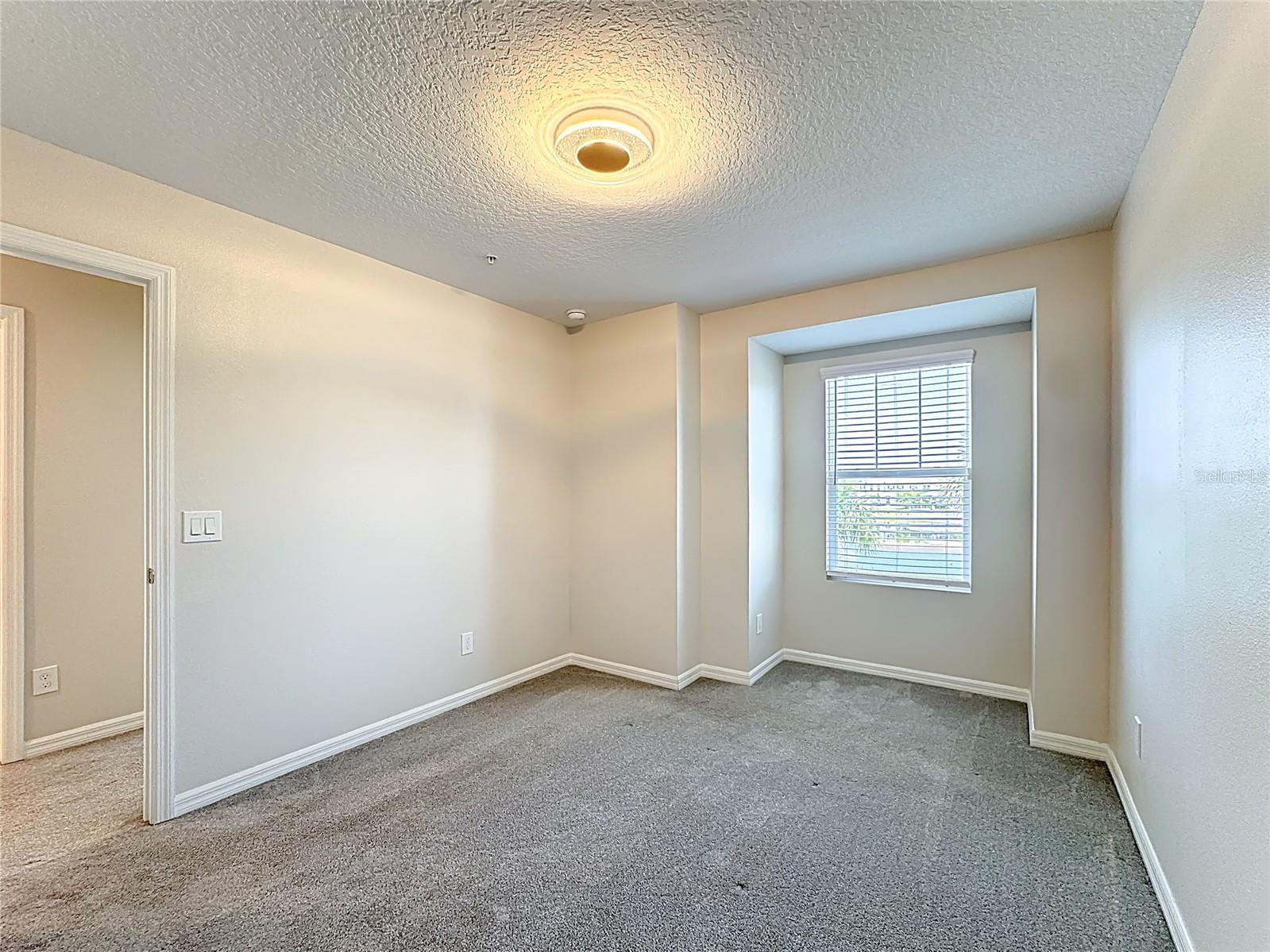 RANDAL WALK - Residential Lease