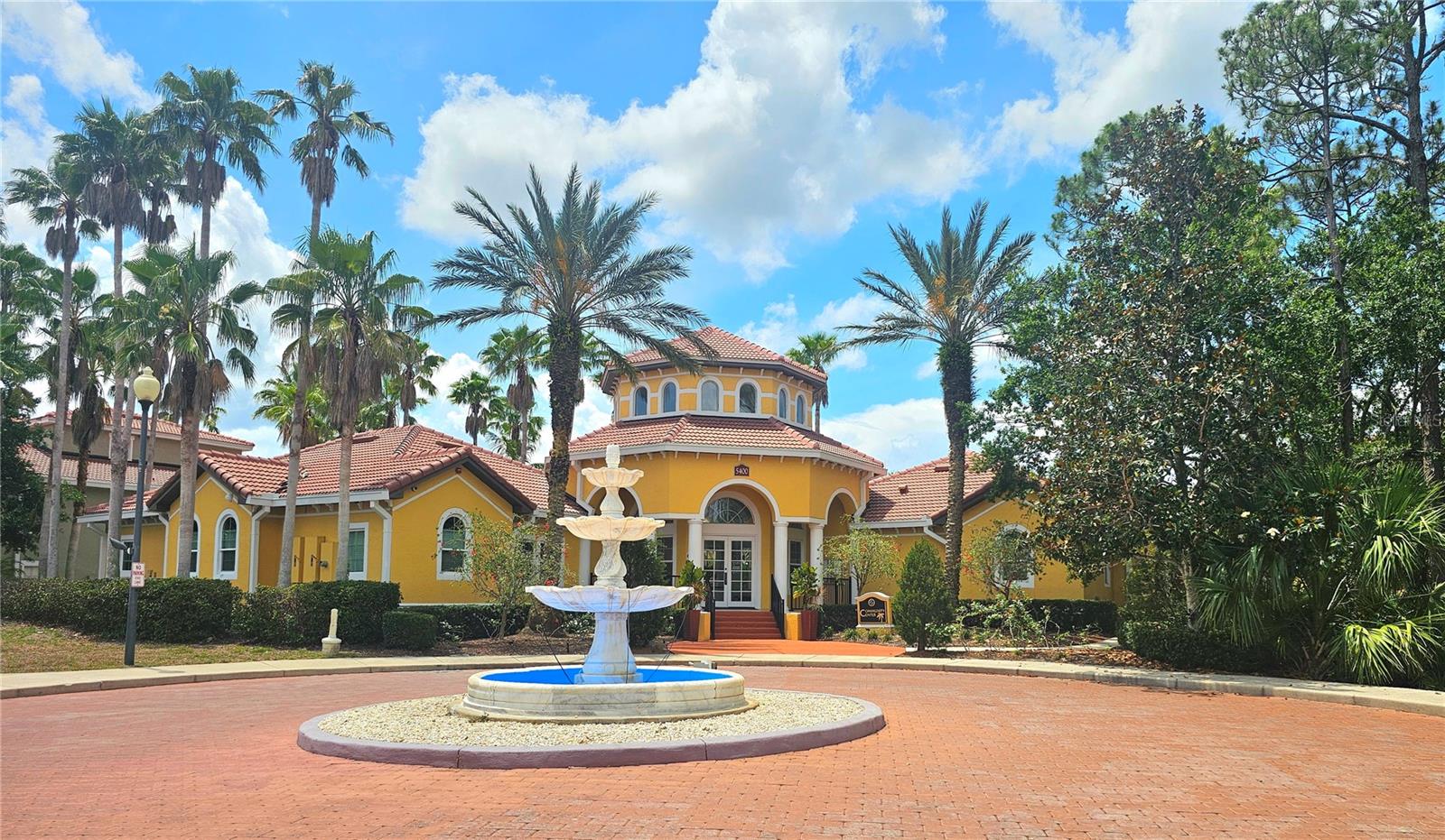 LAS PALMAS OF SARASOTA - Residential