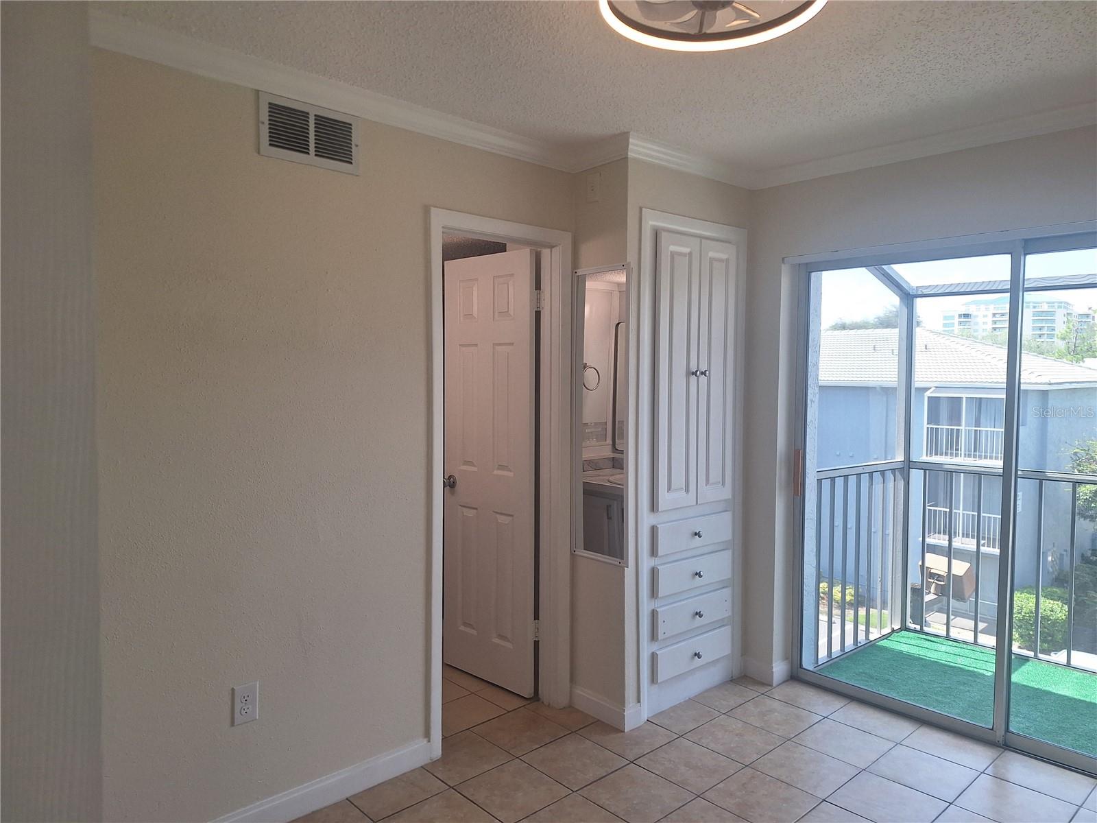 WATERSIDE AT CRANES ROOST A CONDO COMMUNITY - Residential