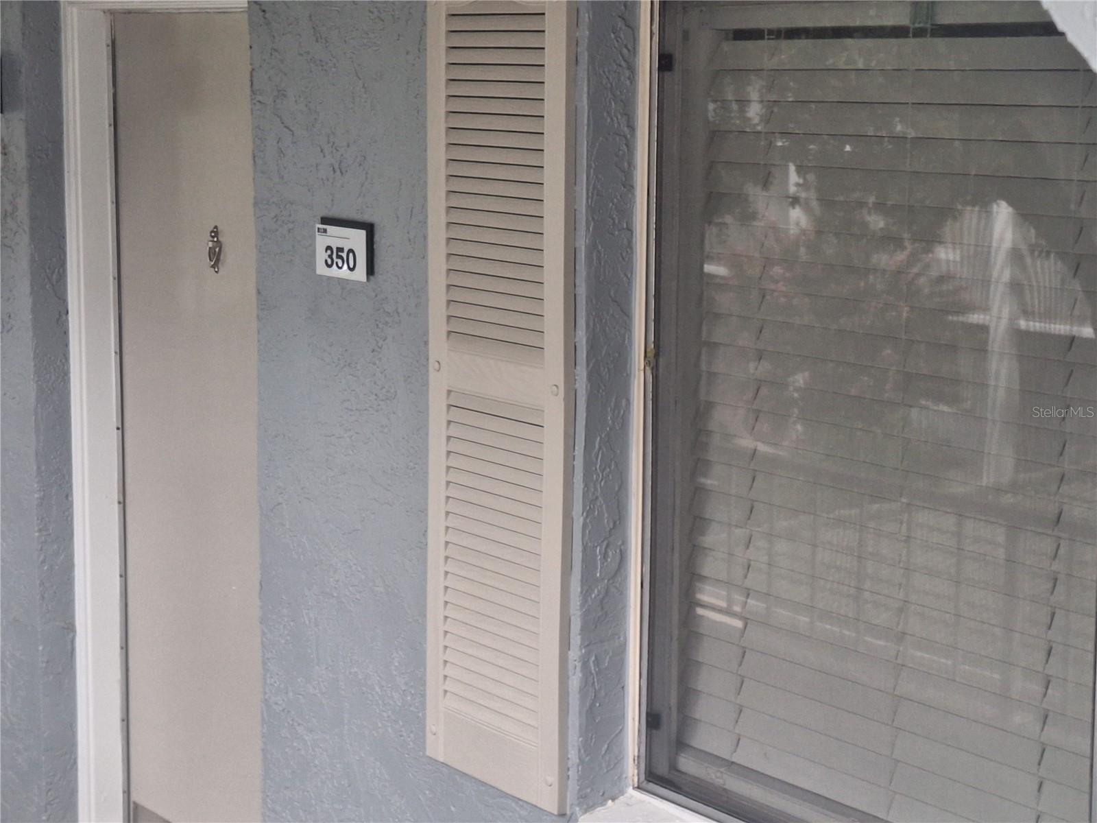 STAIRWAY TO YOUR HAVEN ! Located in desirable Uptown Altamonte Springs near Cranes Roost Park. Find a beautifully upgraded and updated unit ready for new owner. Enter the living area with easy to maintain NEW wainscot walls with a breakfast area adjoining the kitchen. Kitchen has been upgraded with brand new refrigerator, gas range/oven and dishwasher.  Note the water and gas included in HOA by the Association. NEW paint/wall coverings throughout. Benefits galore include built-in cabinet and drawers in primary bedroom plus a walk in closet (with auto lighting!) A morning cup will be refreshing as you relax on your screened balcony that adjoins the primary bedroom.  NEW matching ceiling fans throughout.
Find an easy to maintain bathroom with NEW upgraded tub/shower surround and sink. Bathroom also includes a closet and shelving for storing all your toiletries. Only hookups needed is electric and internet as water and gas is included. A water cooling system keeps your unit cool and electric bill reasonable, and being on the top floor has only skies and stars above you. There's more to find on the surrounding grounds. Located next to shopping plazas, close to beautiful Crane Roost park, Altamonte Mall and right next to I-4. Recreation and relaxation opportunities abound within the grounds including a large pool, tennis courts, shuffleboard, or stroll along a lush landscaped trail around the complex. Free parking All information deemed correct but buyer to confirm all information and details of property/unit.
