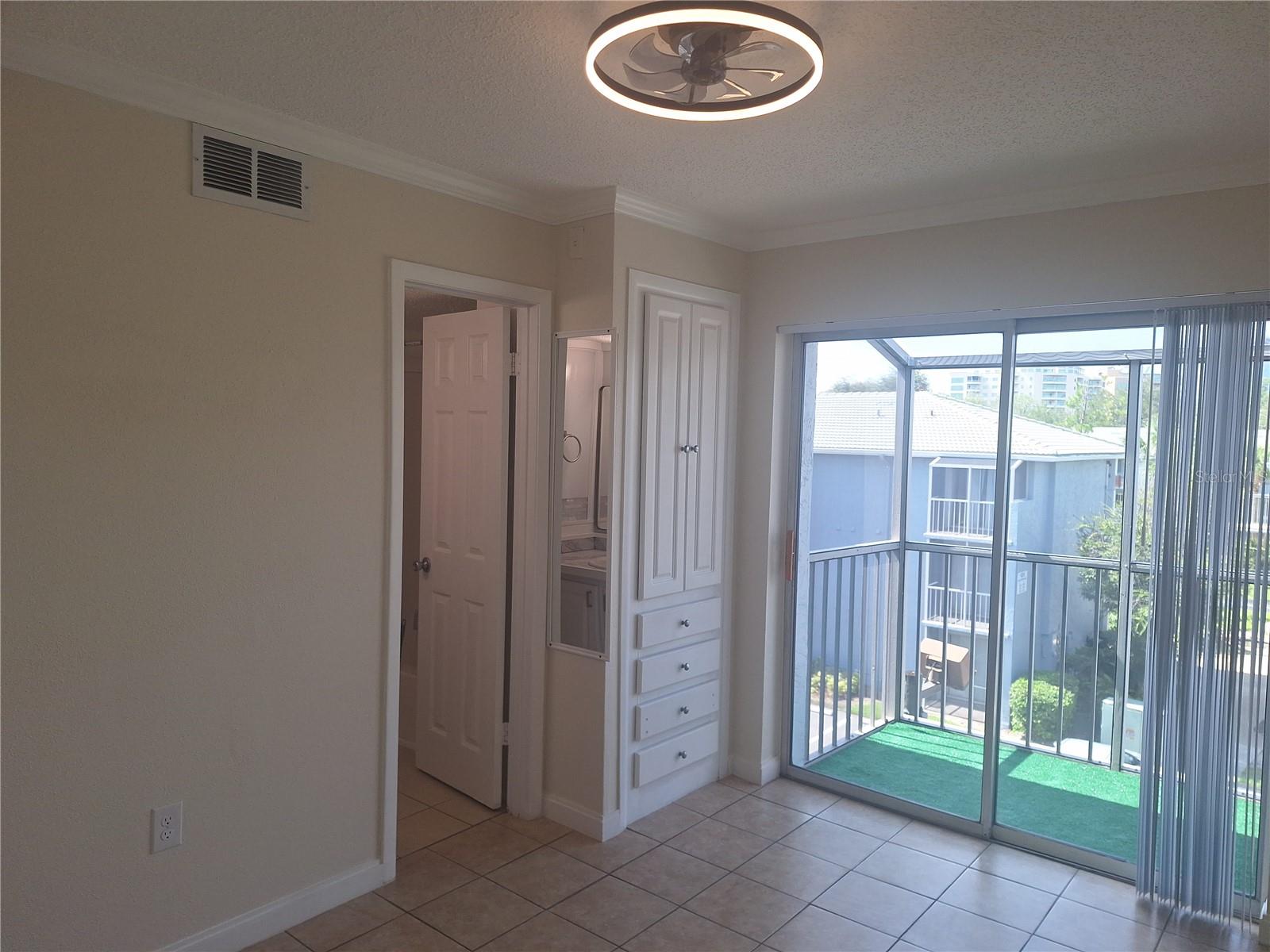 WATERSIDE AT CRANES ROOST A CONDO COMMUNITY - Residential