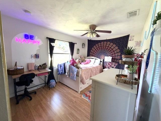 LONE OAK UNIT 01 - Residential