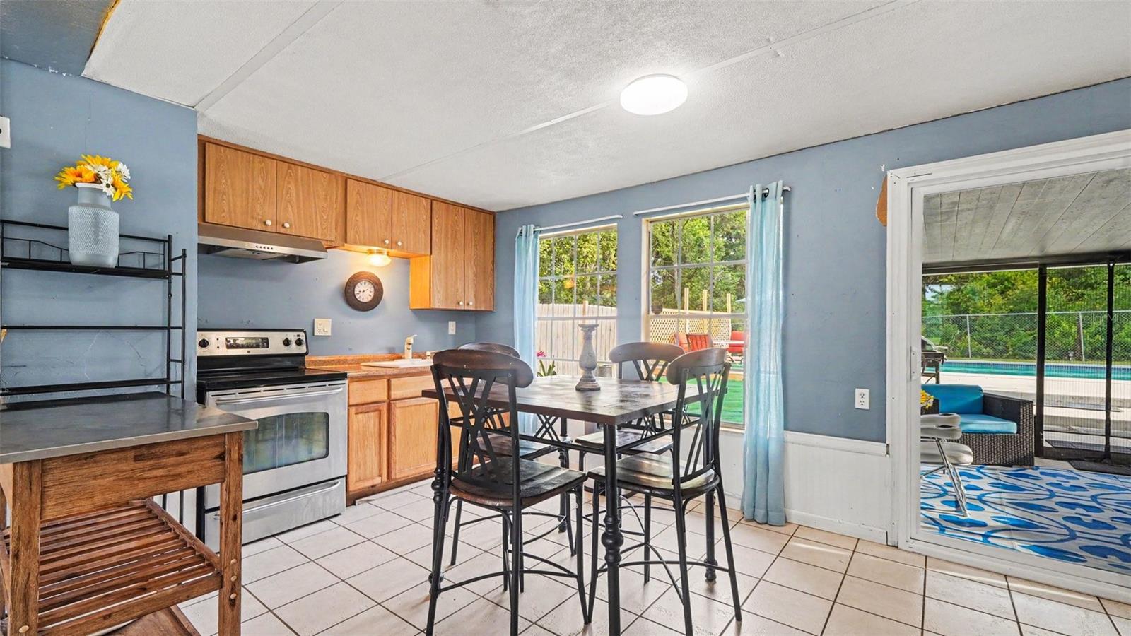 VILLA TERRACE U-8 OF HOMOSASSA - Residential