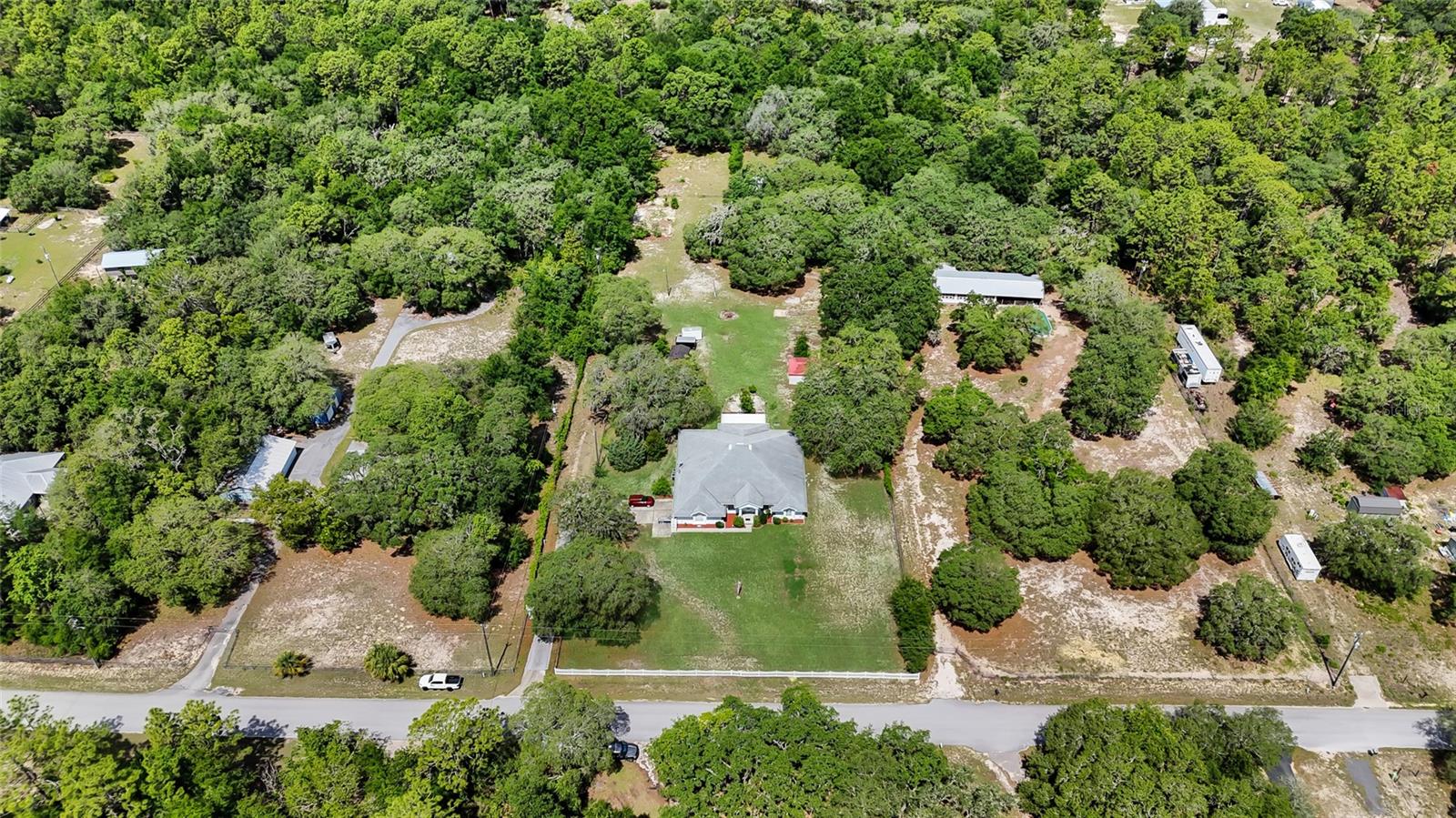 LAKE TROPICANA RANCHETTES - Residential