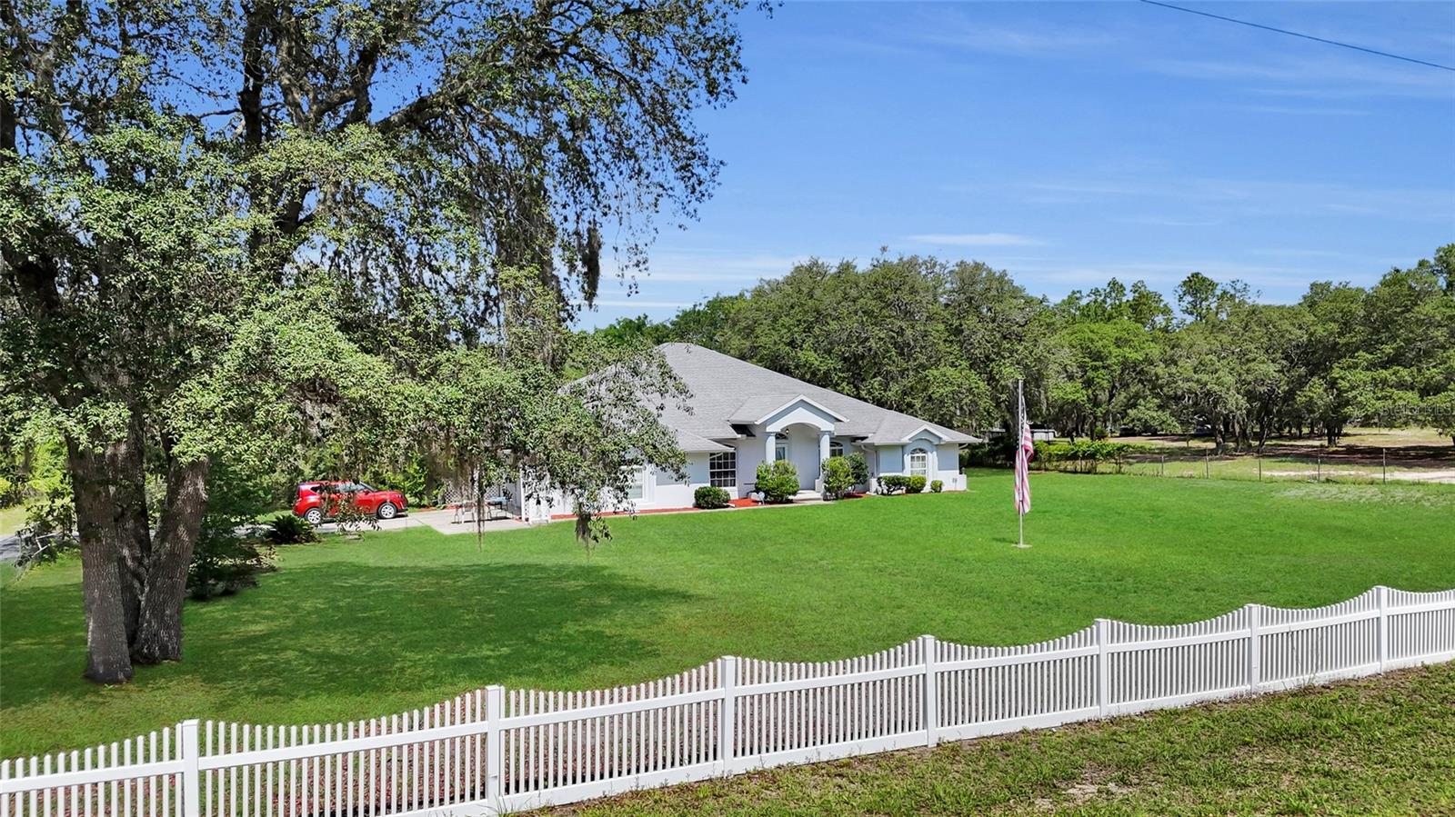 LAKE TROPICANA RANCHETTES - Residential