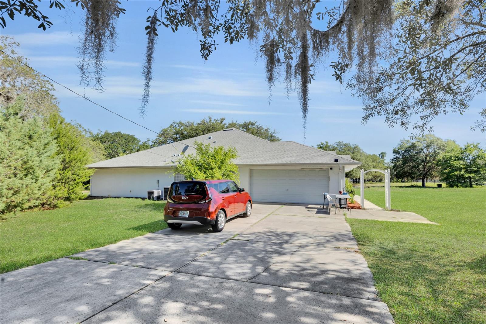 LAKE TROPICANA RANCHETTES - Residential