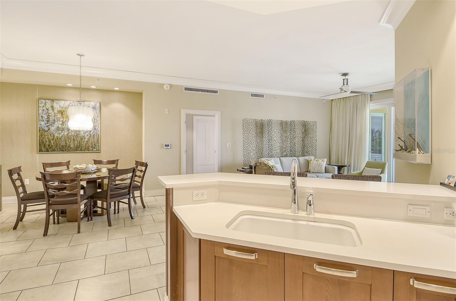SIESTA KEY BEACH RESIDENCES - Residential