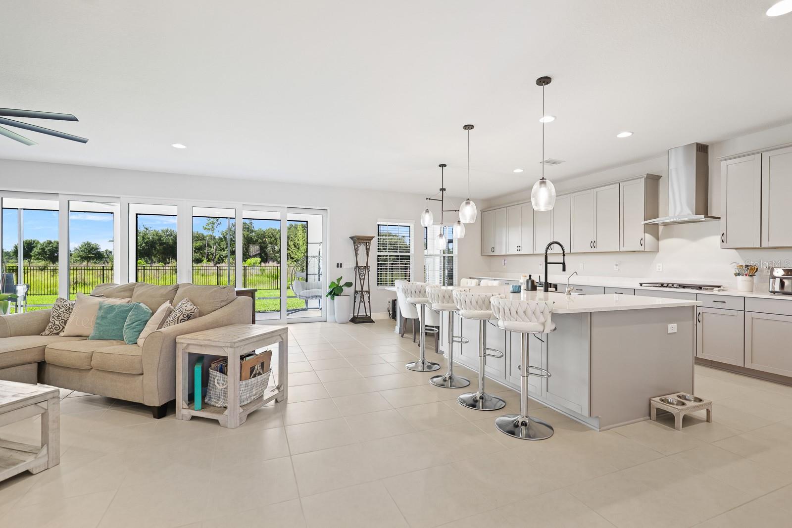 HINTON HAWKSTONE PH 2A 2B2 - Residential Lease