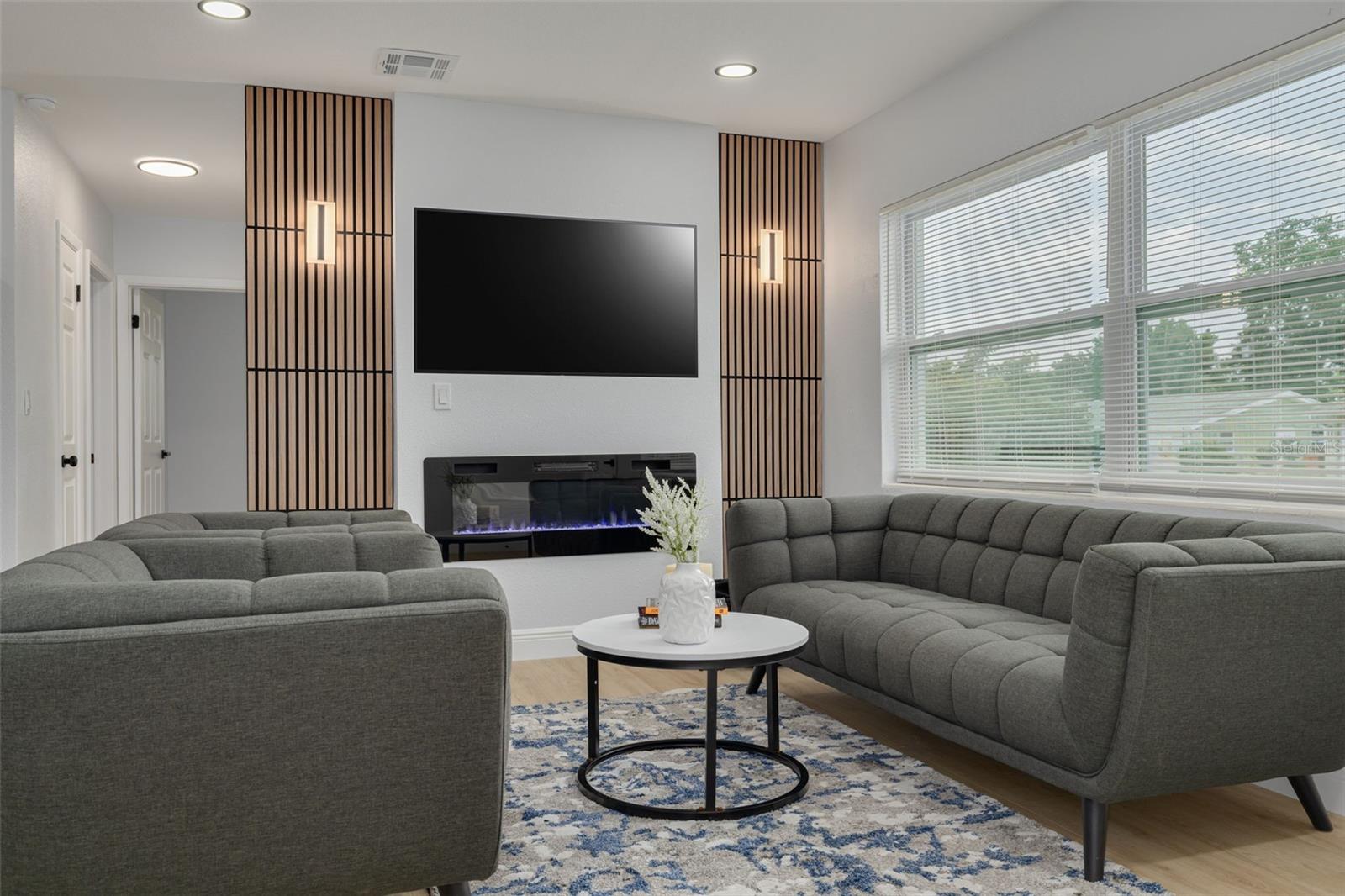 ORANGE MANOR 2ND ADD - Residential