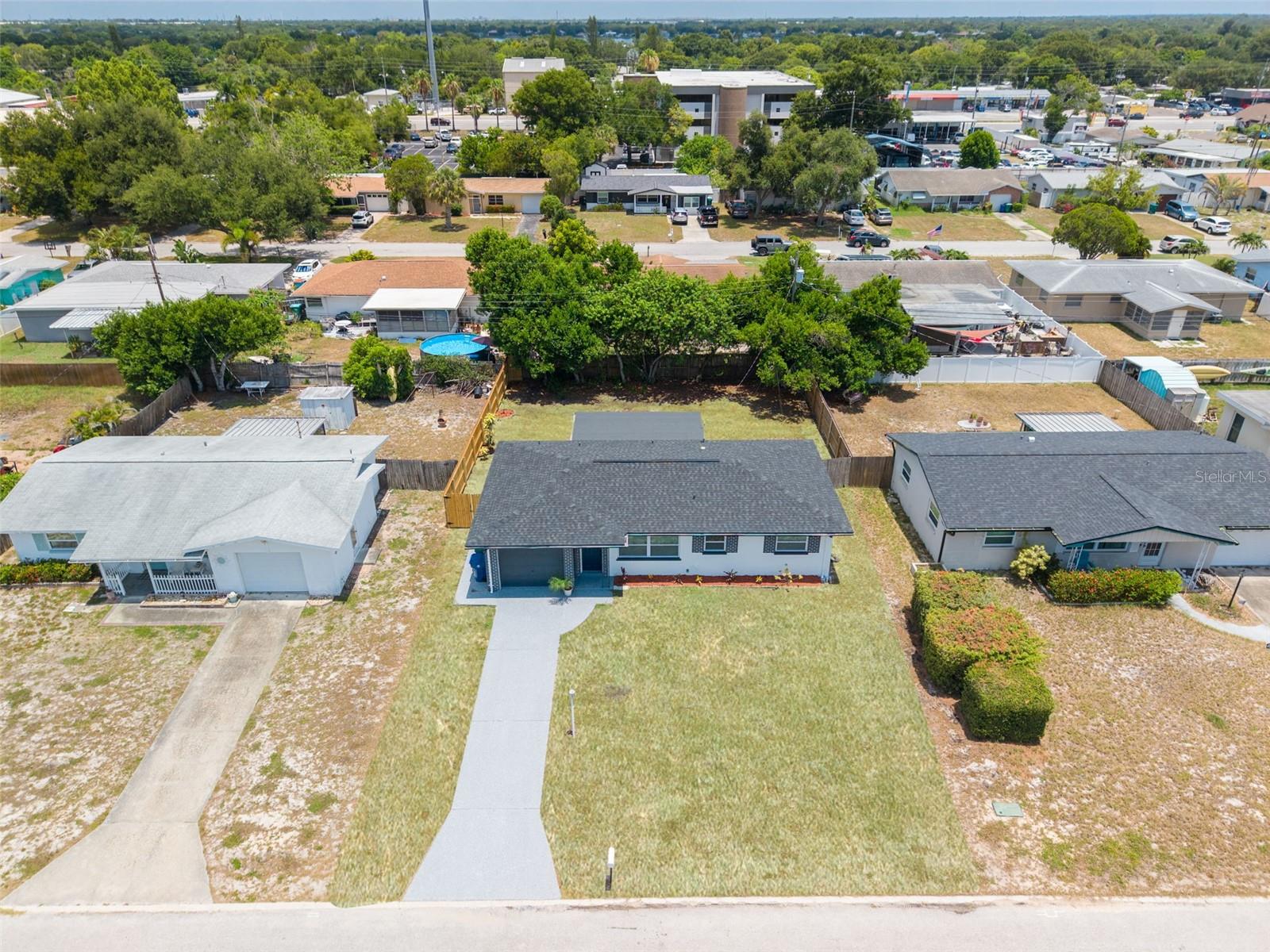 ORANGE MANOR 2ND ADD - Residential