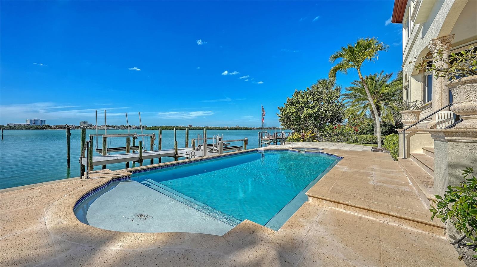 BIRD KEY SUB - Residential